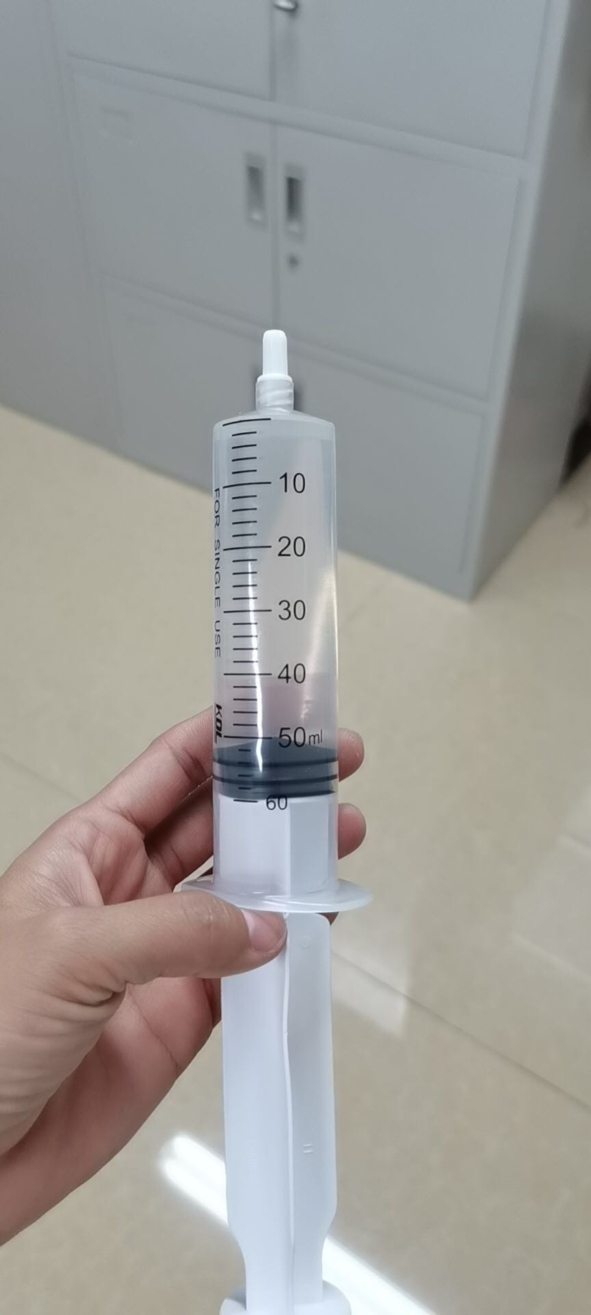 Wstrzykiwany wypełniacz skóry z kwasem hialuronowym do twarzy, warg, ciała, klatek piersiowych